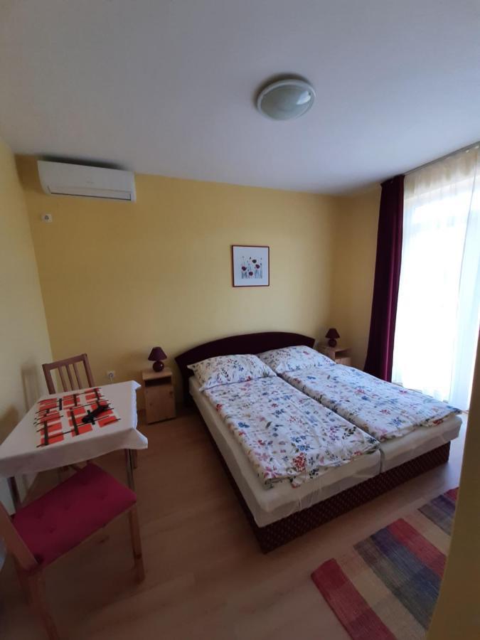 Kondics Apartmanhaz Sárvár Exterior foto