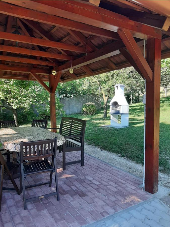 Kondics Apartmanhaz Sárvár Exterior foto