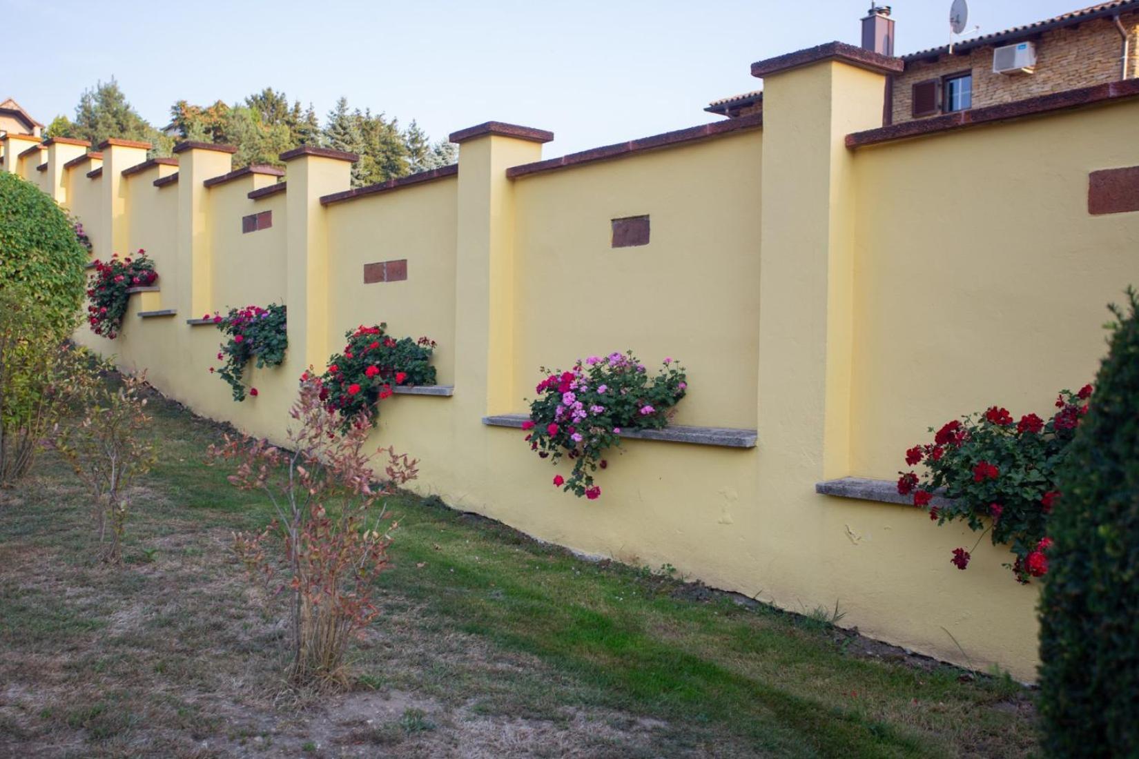 Kondics Apartmanhaz Sárvár Exterior foto