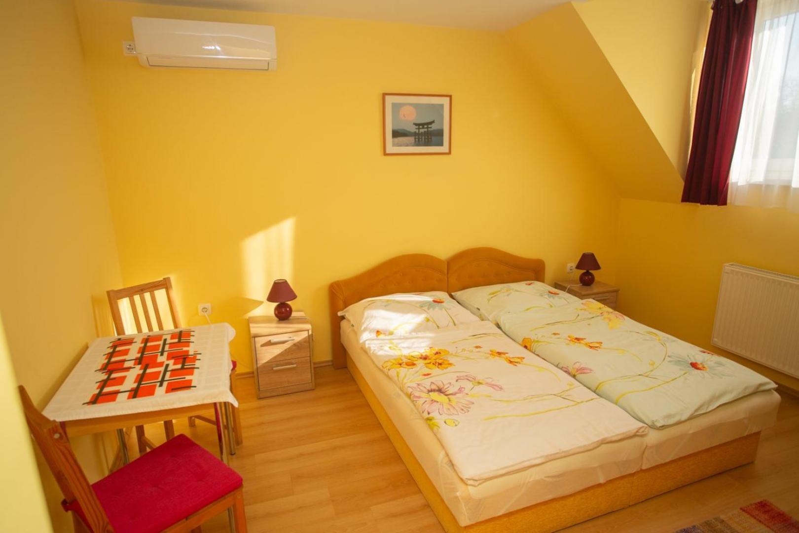 Kondics Apartmanhaz Sárvár Exterior foto